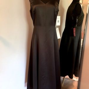Black satin v-neck fit and flare sleeveless long dress. NWT